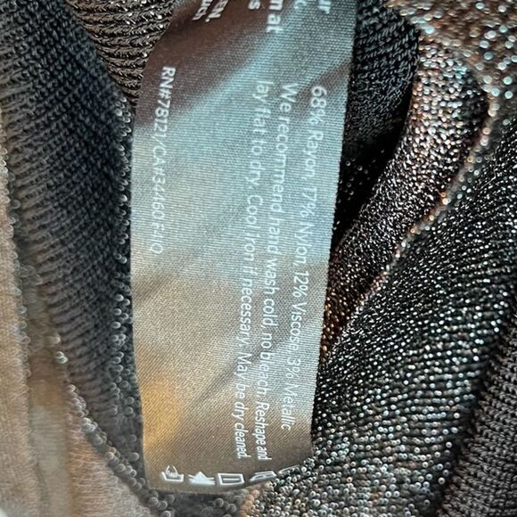 New Eileen Fisher black asymmetrical long sleeve round neck tunic top - Picture 5 of 6